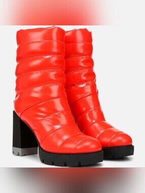 Naturalizer Crosswalk Quilted Puffer Block Heel Boots W/Legwarmers